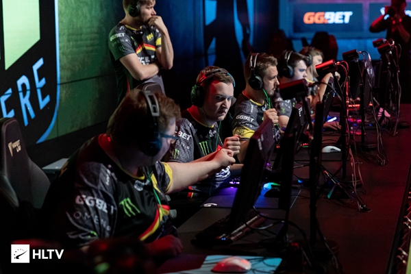 策的成果 策的成果