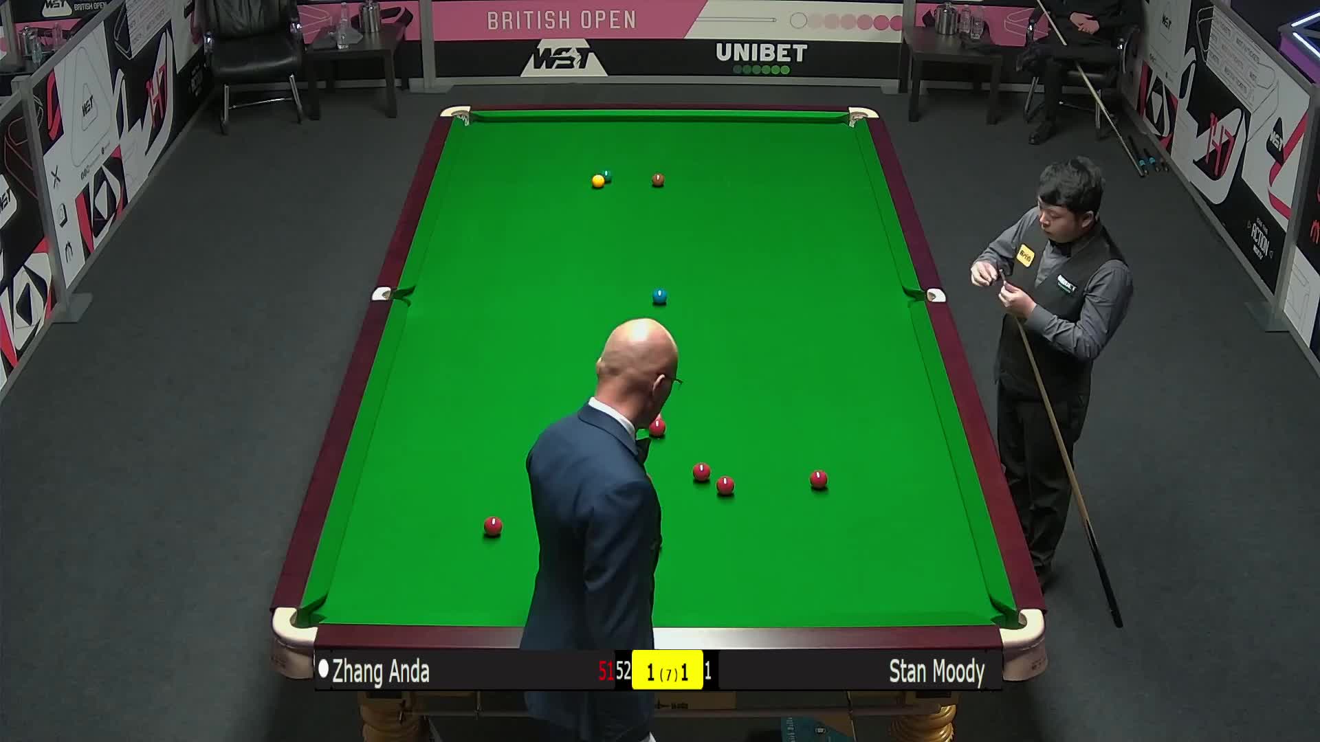 而且彼此之 而且彼此之