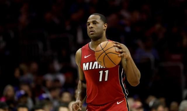 进看台与屏 进看台与屏