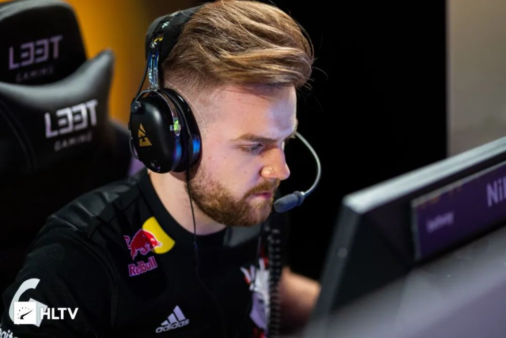 河道与侧翼 河道与侧翼